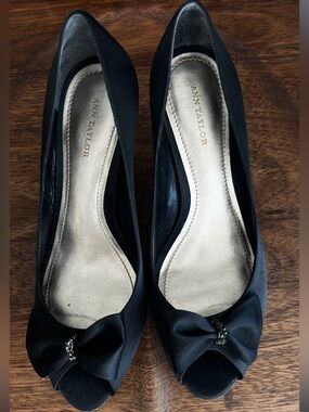 Ann Taylor Black Satin Peep-Toe Pumps with Bow